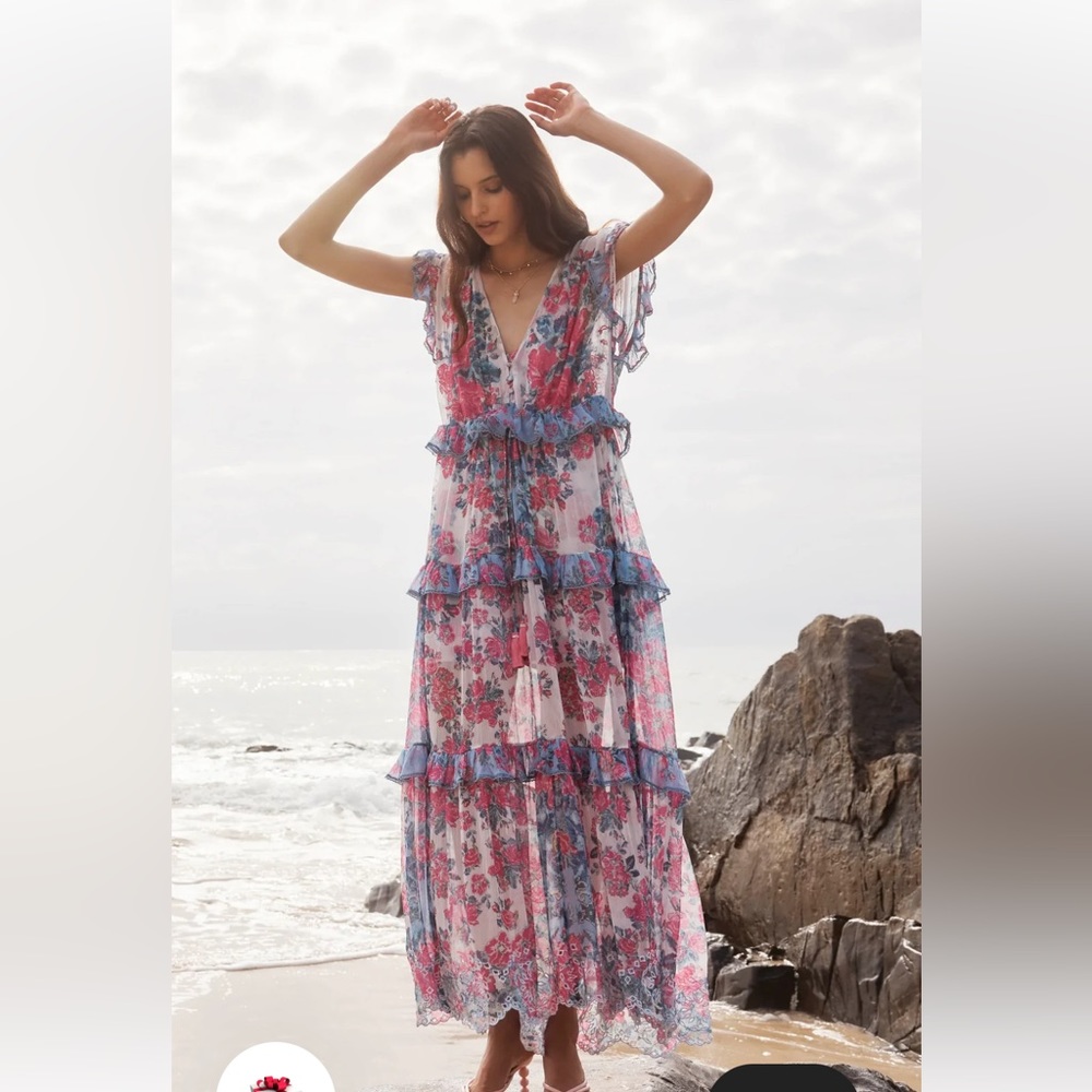 Hemant and Nandita Dress Size Large